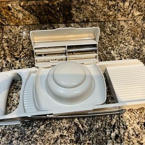 Pampered Chef Mandolin